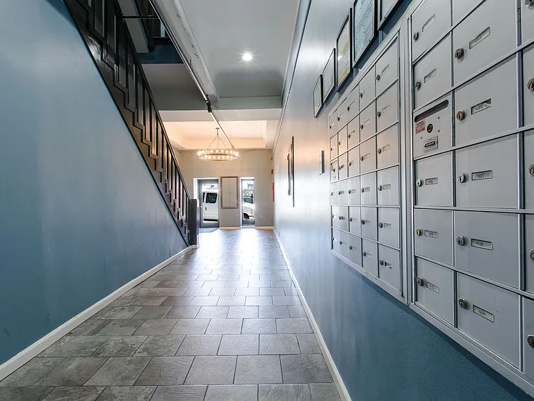 307 N Rampart Blvd — Photo 5