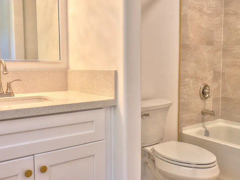 65 N Sierra Bonita Ave #1 — Photo 10