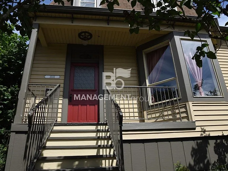 3502 SE 13th Ave — Photo 2