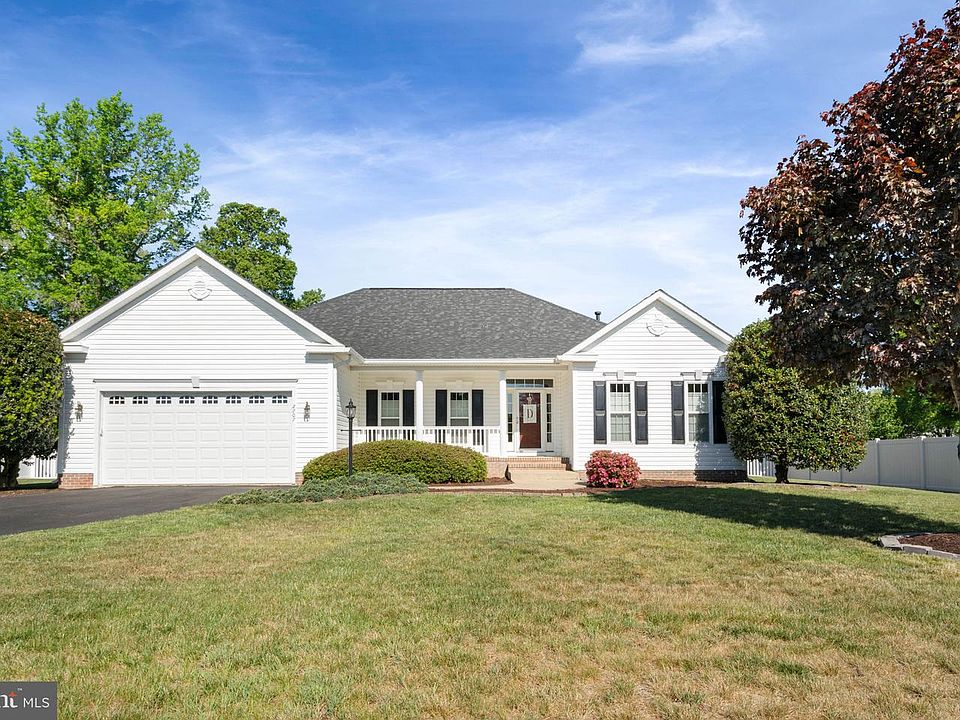 1st image of 2707 Glendas Way