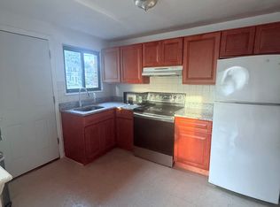 2 Winthrop St APT 3, Watertown, MA 02472