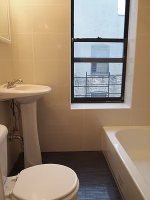Rented by Bohemia Realty Group | media 33