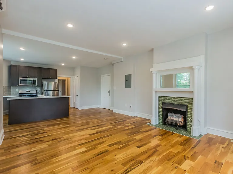 332 West Hortter Street — Photo 7