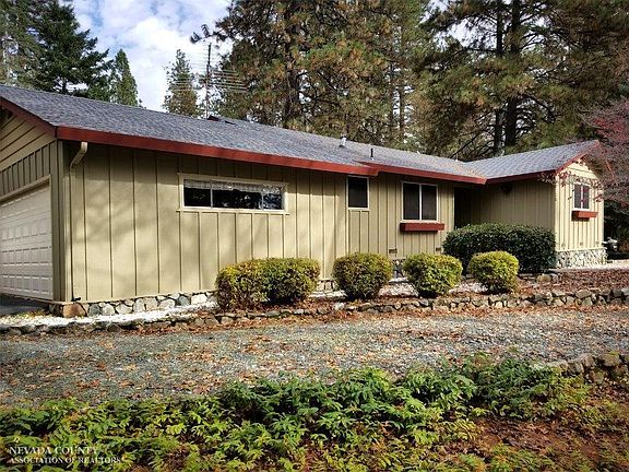 2nd image of 10138 Kenwood Dr