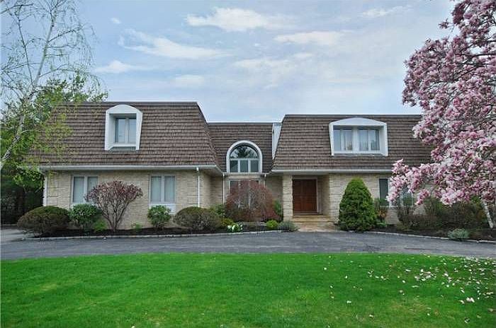 1st image of 6 Lakeside Ave