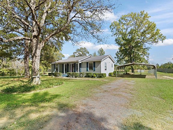 3rd image of 120 County Road 215