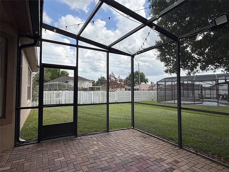 10237 Facet Ct — Photo 39