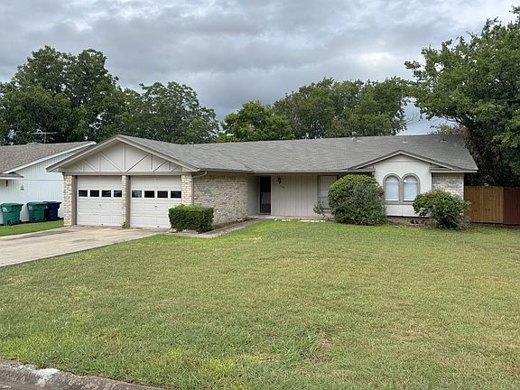 2nd image of 1706 Wisteria St