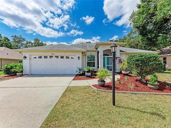 5766 Stone Pointe Dr, Sarasota, FL 34233