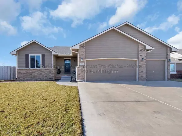 1548 W Hickory St, Haysville, KS 67060