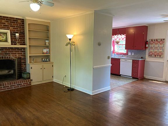 2nd image of 307 5th St