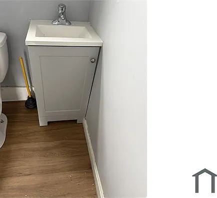 492 Wilson St #1 — Photo 7