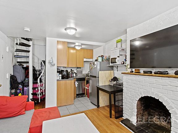 4th image of 156 E 39th St #D