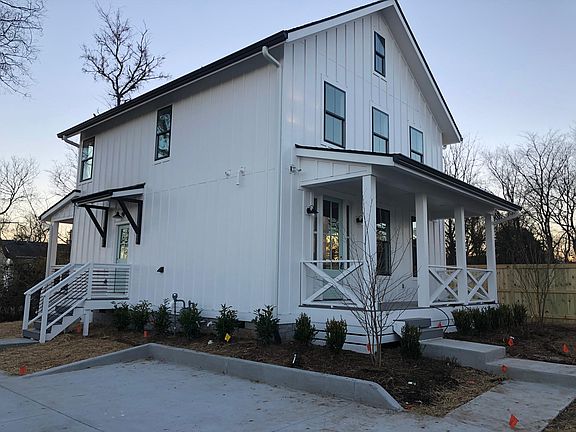 5th image of 1207B Sweetbriar Ave