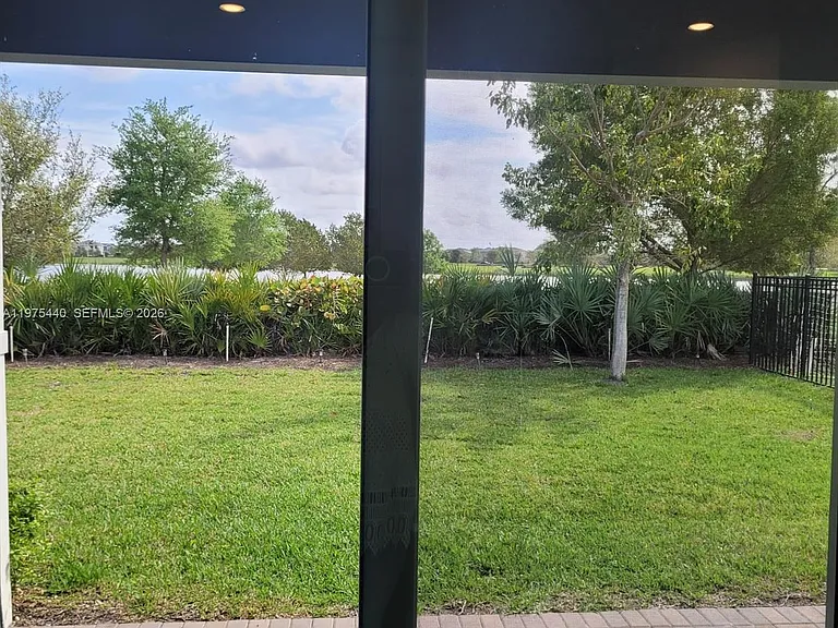 1200 Sterling Pine Pl — Photo 32