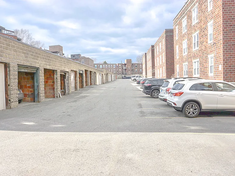 330 Saint Paul St #4 — Photo 22