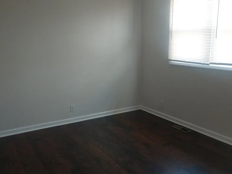 1517 21st Ave N #B — Photo 10