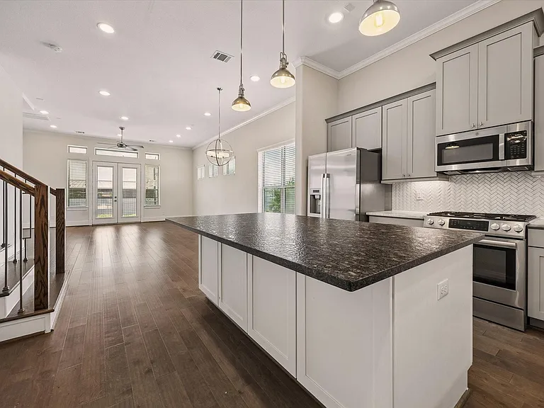 5912 E Post Oak Ln — Photo 9