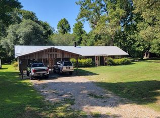 103 Deer Lake Rd, Natchez, MS 39120
