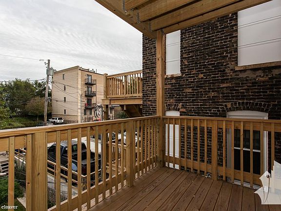 3rd image of 1437 N Cleaver St #1316