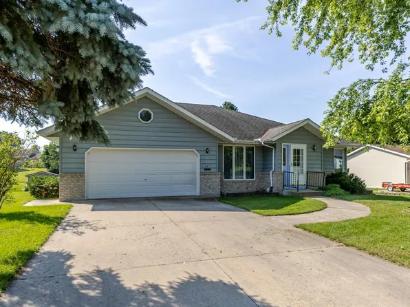 120 6th St SW, Chatfield, MN 55923