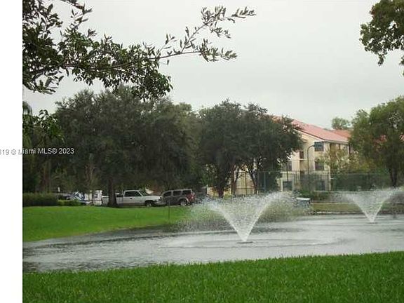 2nd image of 10121 W Sunrise Blvd APT 303