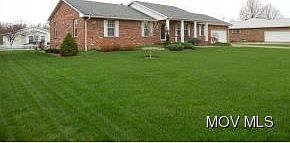 1st image of 208 Pebble Dr