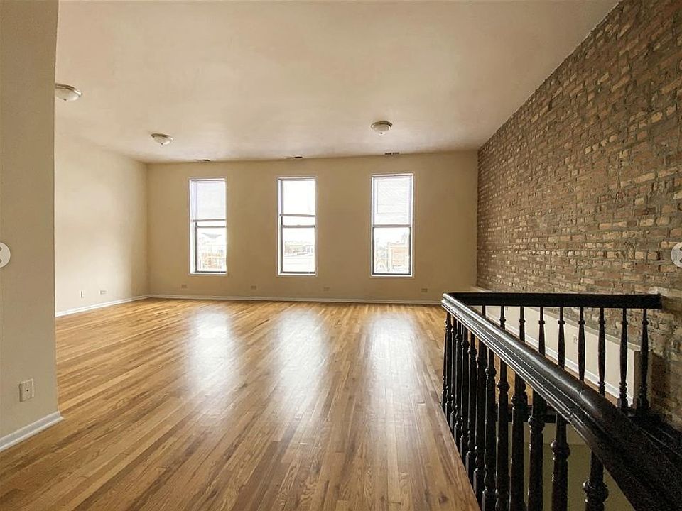 1st image of 1507 W Fullerton Ave #150903