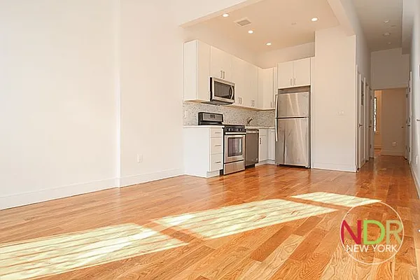 Rented by Next Door Realty NYC | media 16