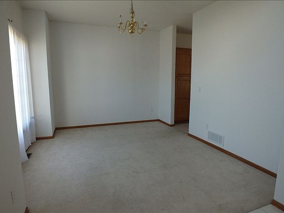 Formal Dinning Room