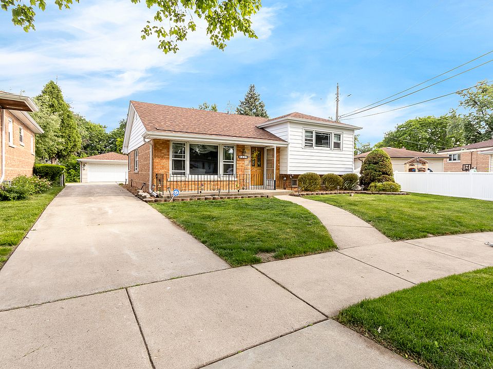 1st image of 5425 Drury Ln