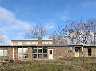 6407 Old Bass Rd, Eugene, MO 65032