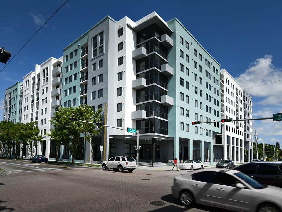 2nd image of 10899 SW 4th St