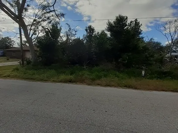 3044 Glacier Ave, Avon Park, FL 33825
