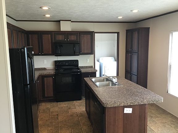 4th image of 289 Silver Peak Dr #242
