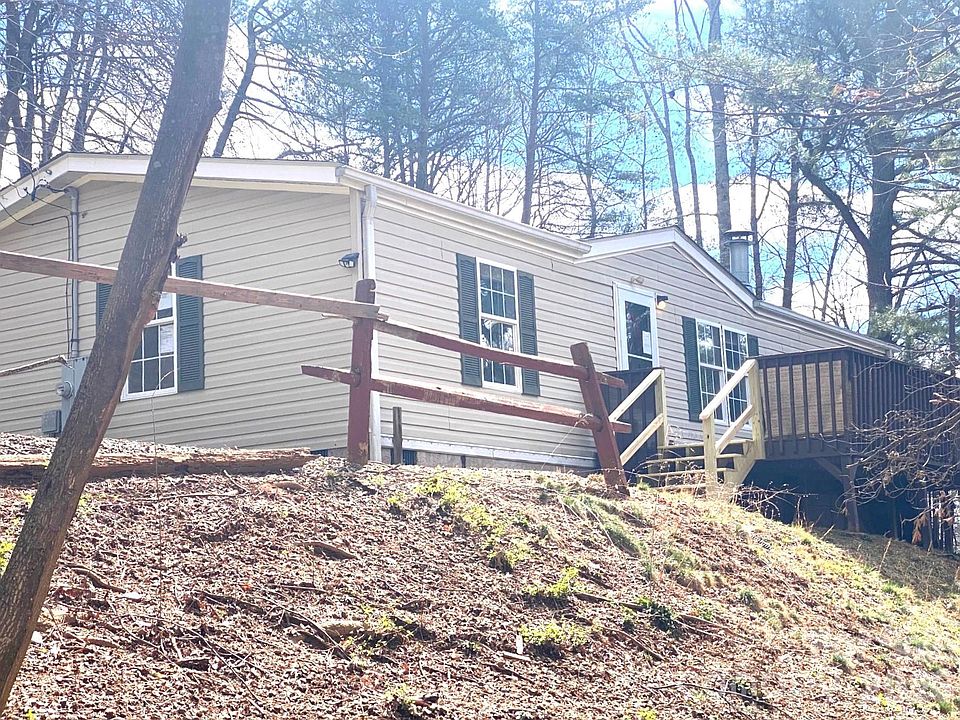 1st image of 16 Molly Ln