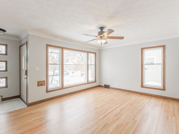 5th image of 1482 Schletti St