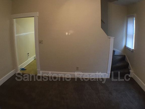 4th image of 2614-2616 Broadway