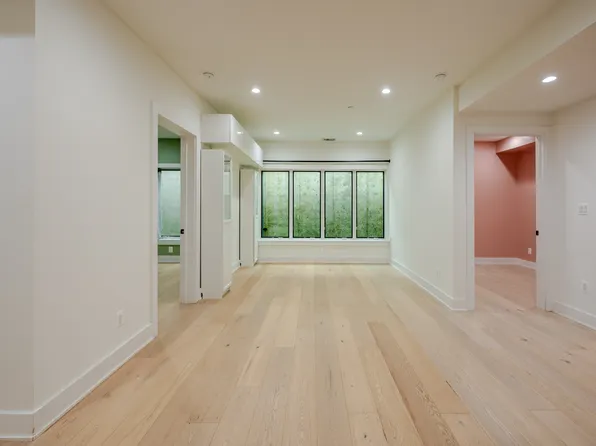 1658 K St NE APT 2, Washington, DC 20002