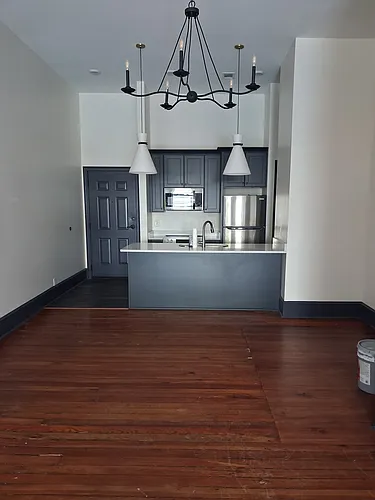 376 2nd St #3 Photo 1