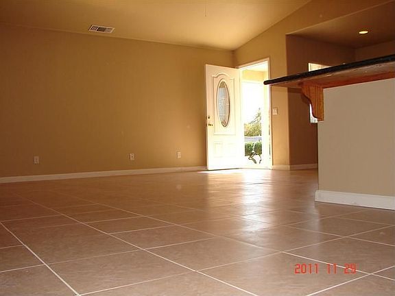 2nd image of 3616 Palomar Ave