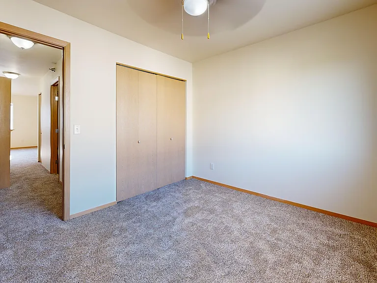 Olson Apartments — Photo 10