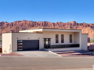 3474 Arena Roja, Moab, UT 84532
