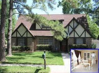 12438 Briar Forest Dr, Houston, TX 77077