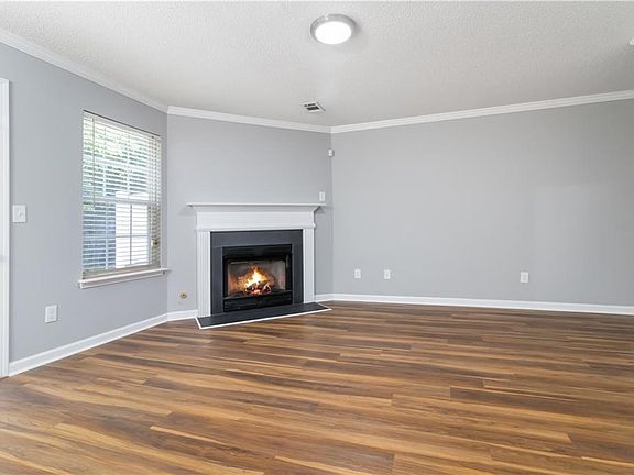 5th image of 897 Brickleridge Ln SE