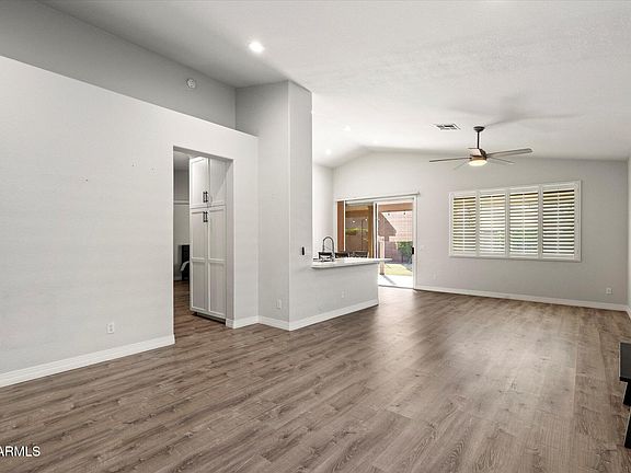 2nd image of 6681 W Dublin Ln