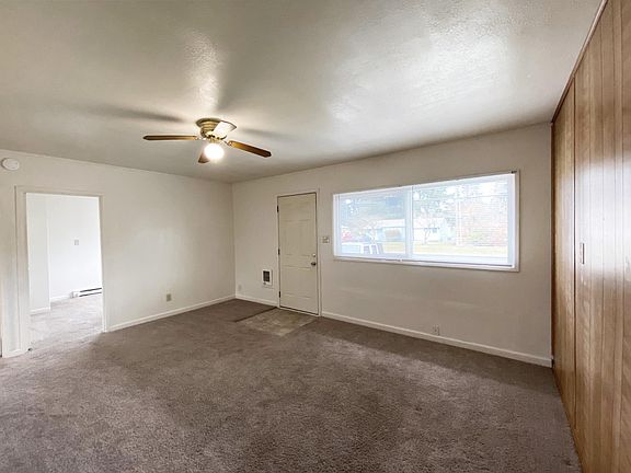 3rd image of 162 131st St E