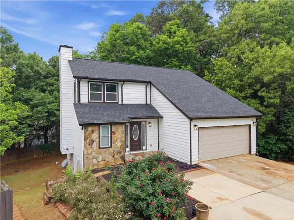 1204 Empire Cir, Lawrenceville, GA 30044