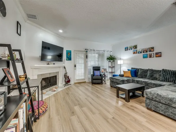 3550 Country Square Dr APT 505, Carrollton, TX 75006