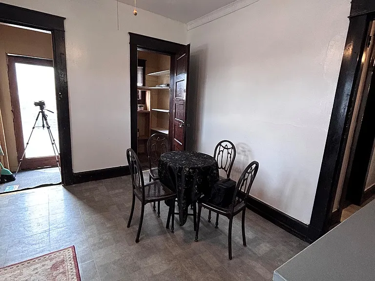 298 Highland Ave — Photo 4